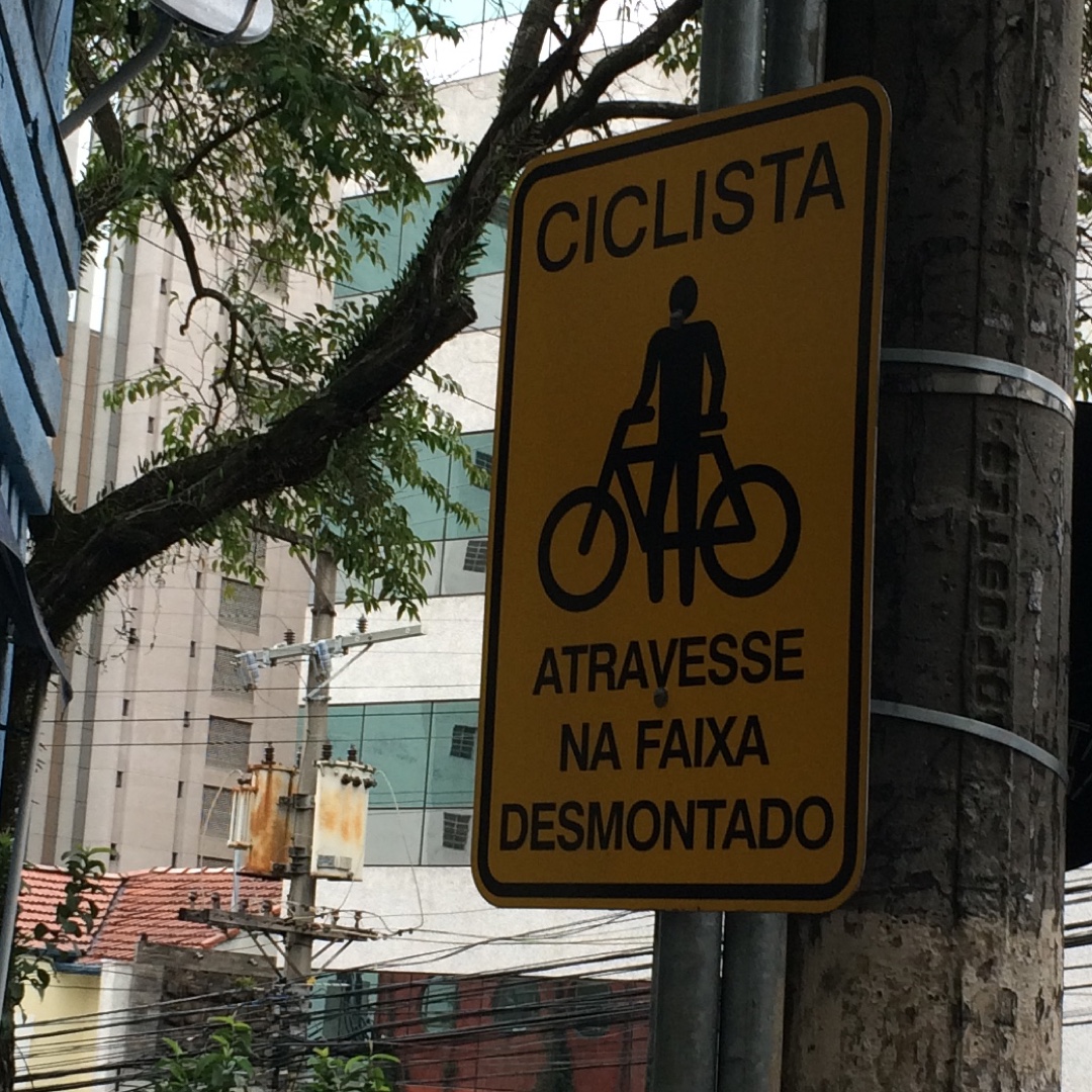 Cyclist warning sign
